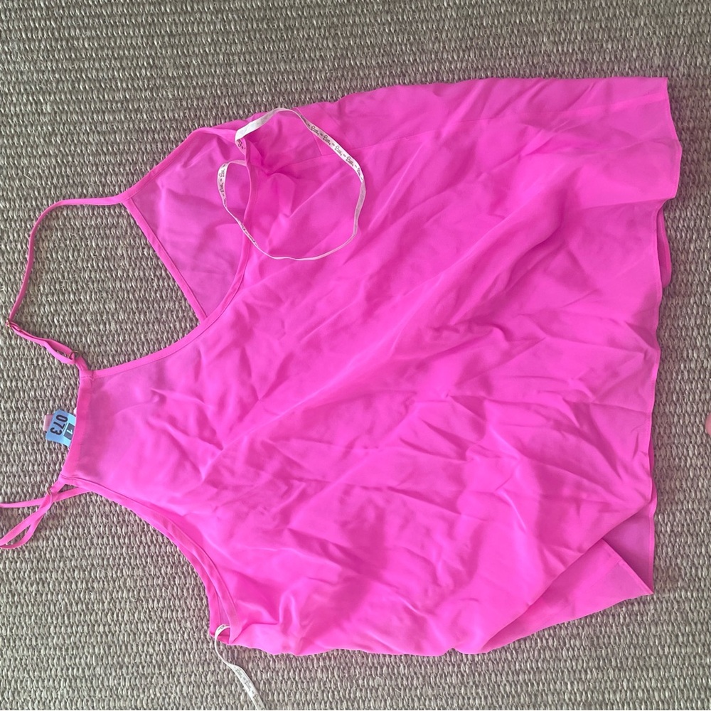 Lilly Pulitzer bright pink silk top - Picture 4 of 4